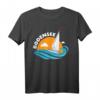 Segeln auf den Bodensee Wellen - Bodensee Geschenk T-Shirt für Segler, Urlauber & Wassersportfans