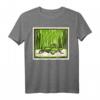 Grüner Grashüpfer von Julie de Graag T-Shirt - Künstlerisches Tiermotiv, klassisch geschnitten, hochwertig verarbeitet