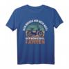 MAN BRINGE MIR MEIN MOFA DER KÖNIG WILL FAHREN T-Shirt - Lustiger Zweitakt Spruch für Mofa- & Mopedfahrer, ideal für Vater & Opa