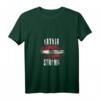 Lettland Stolz T-Shirt mit Flagge – V-Ausschnitt für Fans, Veteranen und patriotische Anlässe