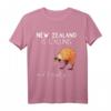 Neuseeland ist calling, and I must go... Witziges Geschenk T-Shirt für Kiwi-Fans & Backpacker – Perfekt zum Geburtstag
