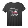 Norwegen 2019 - Leng für Angler und Norwegen-Fahrer - Fjordhütten, Elch & Boot Design, Perfektes Geschenk für Angelurlaub & Norwegen-Liebhaber