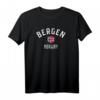 Bergen Norwegen T-Shirt mit Flagge – Klassisch geschnittenes Bergen Tee für Reisende & Norwegen-Fans