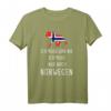 Ich Muss Gar Nix Ich Muss Nur Nach Norwegen T-Shirt – Norwegen Motiv mit Elch und Flagge für Urlauber und Angler