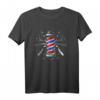 Barbiere Pole Schere Haarschneider Kamm T-Shirt – Stylisches Barber Tee für Friseure und Barber Shops