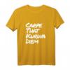 Carpe That Kurwa Diem T-Shirt für Polen Fans - Lustiges Polnisches Spruchshirt für Partys, Freunde & Feiern