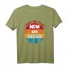 Ich habe zwei Titel Mama und Politiker T-Shirt – Vintage Sonnenuntergang Design, perfektes Geschenk für politisch engagierte Mütter