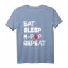 Eat Sleep K Pop Repeat Hand Heart T-Shirt – Perfektes Geschenk für K-Pop Fans, Koreanische Kultur und Hallyu-Enthusiasten