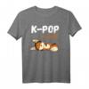 Kpop and Chill T-Shirt mit niedlichem Fennec-Fuchs – Perfekt für K-Pop Fans und Tierliebhaber