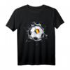 Rumänien Fußball T-Shirt mit Flagge in Rissigem Wand-Design – Perfekt für Fans und Supporter bei Spielen und Turnieren
