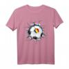 Rumänien Fußball T-Shirt mit Flagge in Rissigem Wand-Design – Perfekt für Fans und Supporter bei Spielen und Turnieren