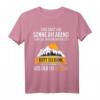 Ostdeutschland DDR Sprüche Wander T-Shirt mit Sonnenuntergang und Erzgebirge Design - Witziges Outfit für Sachsen und Ostdeutsche