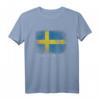 Schwedische Flagge T-Shirt - Klassisch geschnitten mit doppelt genähtem Saum, perfekt für Schweden-Fans und Nationalstolz