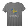 Schweden Stockholm Elch Flagge Used Look T-Shirt – Perfektes Geschenk für Skandinavien Fans, Naturliebhaber und Wikinger-Enthusiasten