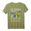 Die Stimmen in meinem Kopf sagen ich muss nach Schweden T-Shirt – Humorvolles Statement-Shirt mit klassischem Schnitt