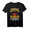 Surströmming Stinke Hering Spruch T-Shirt für Schweden Fans - Lustiges Geschenk für Surströmming Challenge und Kotzfisch Liebhaber