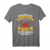 Surströmming Stinke Hering Spruch T-Shirt für Schweden Fans - Lustiges Geschenk für Surströmming Challenge und Kotzfisch Liebhaber