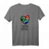 South Africa Heart Artwork T-Shirt – Cooles Minimalistisches Afrika Design, Perfekt Als Geschenk für Afrikaner, Künstler und Afrika-Liebhaber zu Geburtstag, Weihnachten & mehr