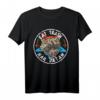 Eat Trash Hail Satan Raccoon T-Shirt – Sarkastisches Tierdesign für Rock-, Emo- und Goth-Fans, perfekt für Halloween & Konzerte