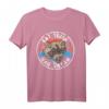 Eat Trash Hail Satan Raccoon T-Shirt – Sarkastisches Tierdesign für Rock-, Emo- und Goth-Fans, perfekt für Halloween & Konzerte